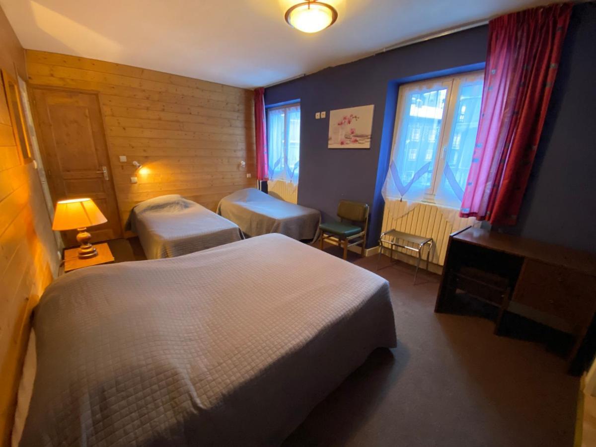 Chambres Avec Garage Motos Ланлебур-Мон-Сені Екстер'єр фото