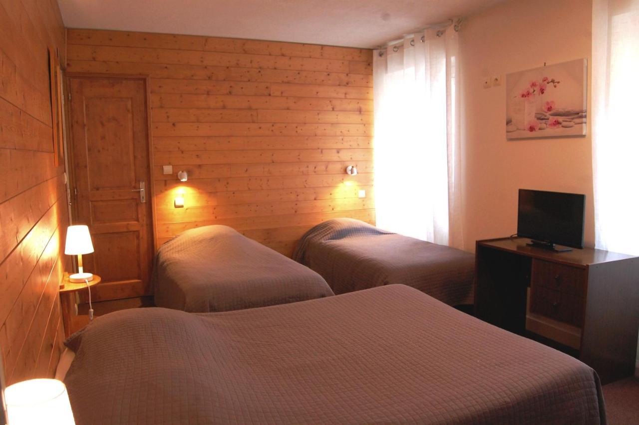 Chambres Avec Garage Motos Ланлебур-Мон-Сені Екстер'єр фото